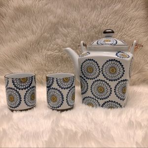 Tiger Geometric Blue Floral Tea Set with Cups